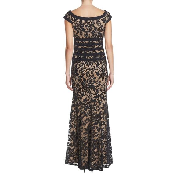 Tadashi Shoji Textured Black Lace Mermaid Gown- Nude Lining 4 Petite- Formal - Picture 3 of 11